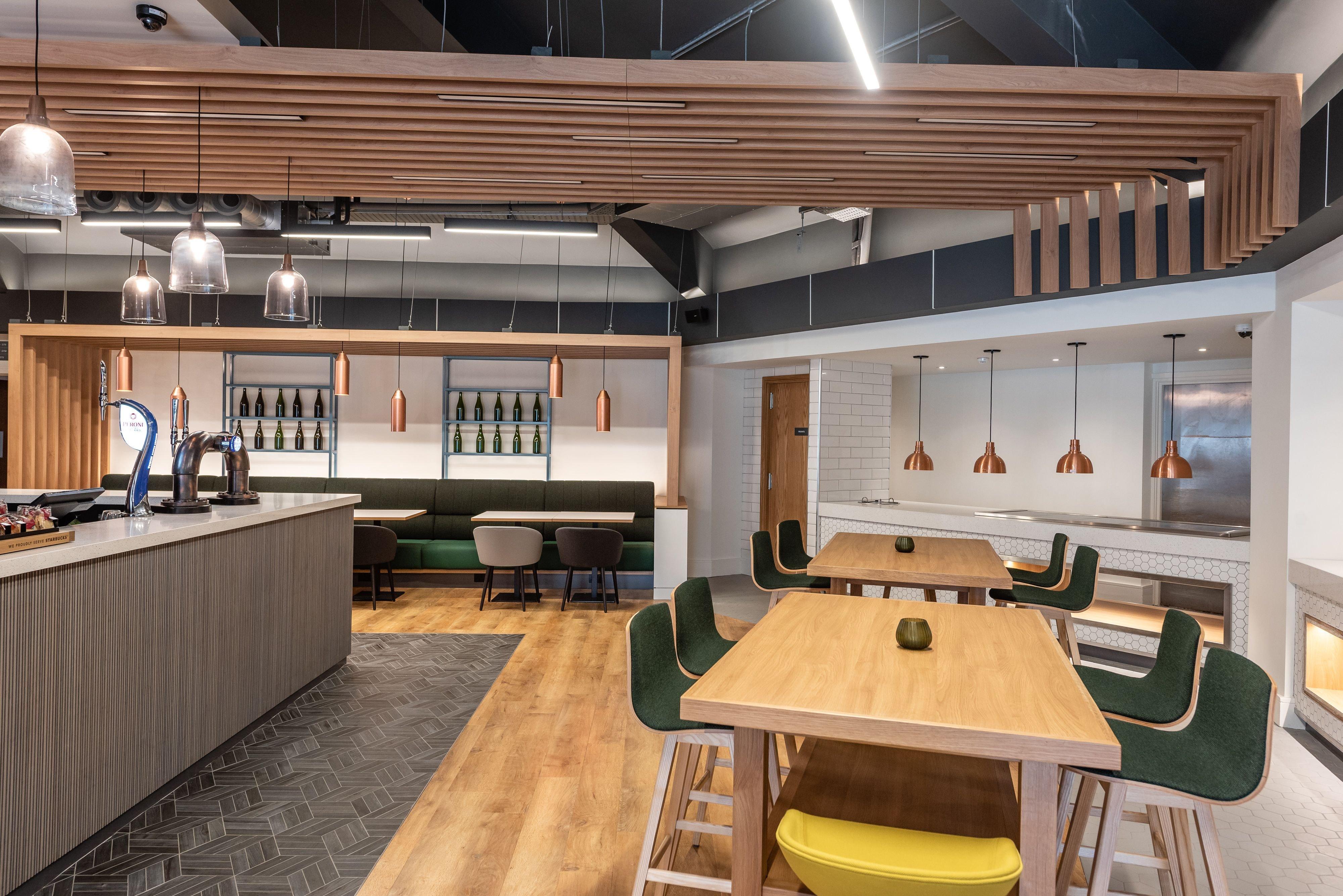 Holiday Inn Dover By Ihg Екстериор снимка
